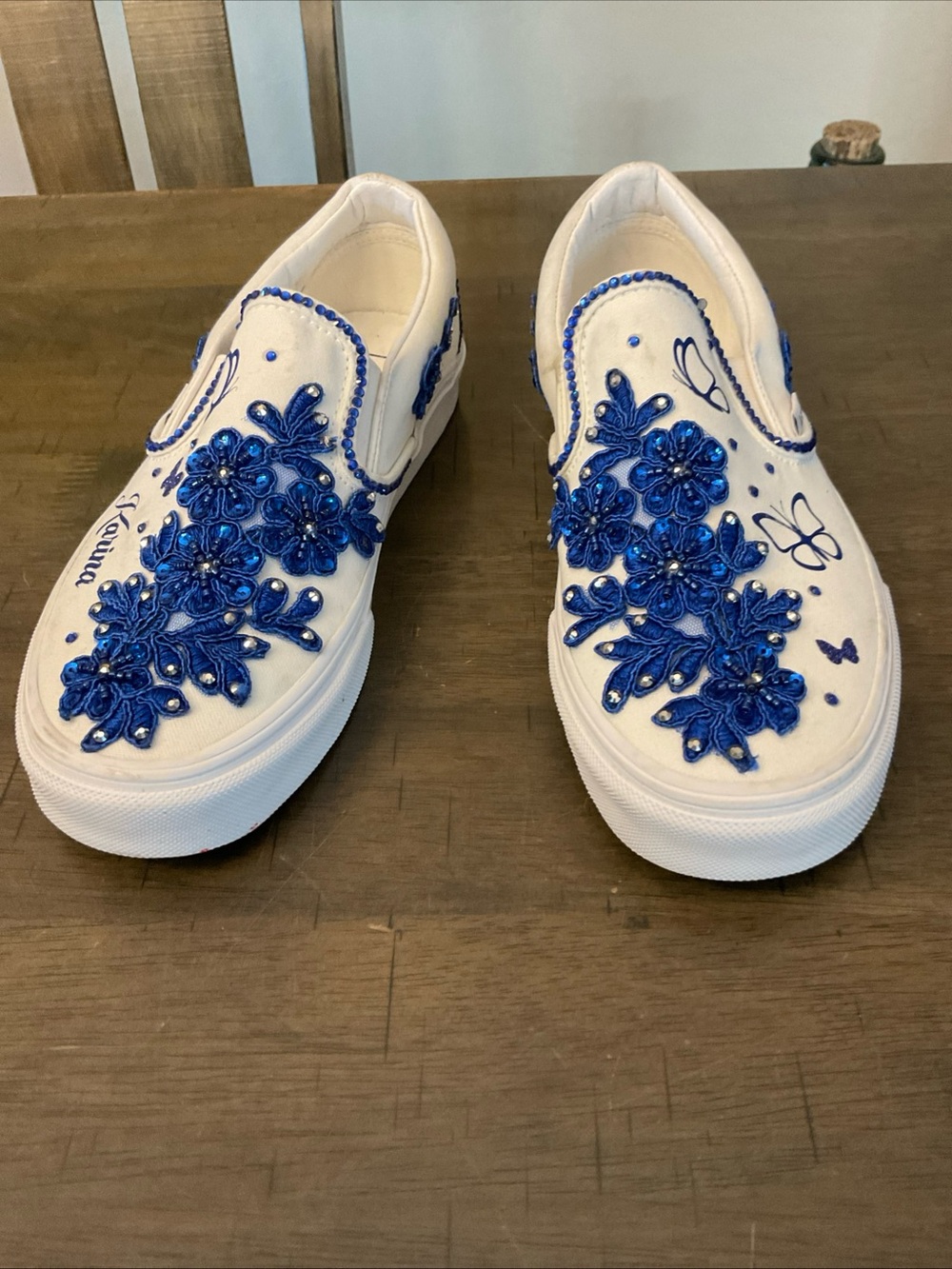 Van”s White Hand Embellished Slip On 7.5
